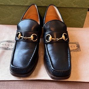Gucci Black Horsebit Leather Pumps size 38